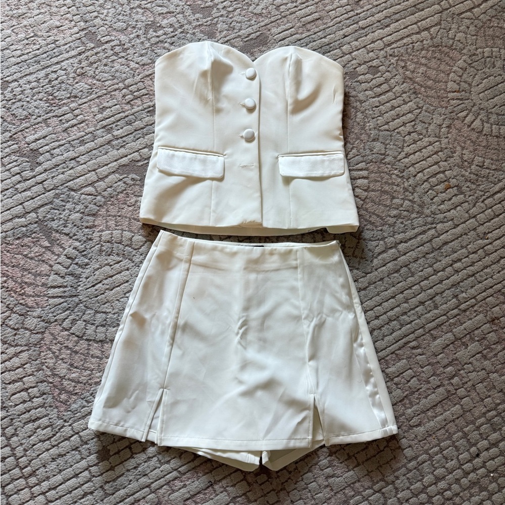 Sincerely Jules Cream Strapless Ensemble